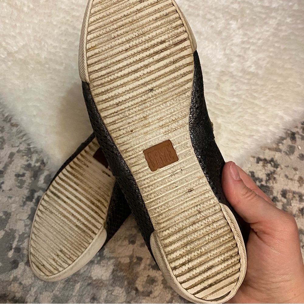 Frye Black Melanie Leather Flats - Picture 6 of 6